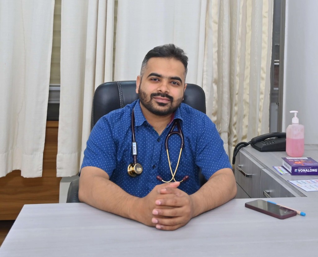 Dr. Manmohan Bhardwaj